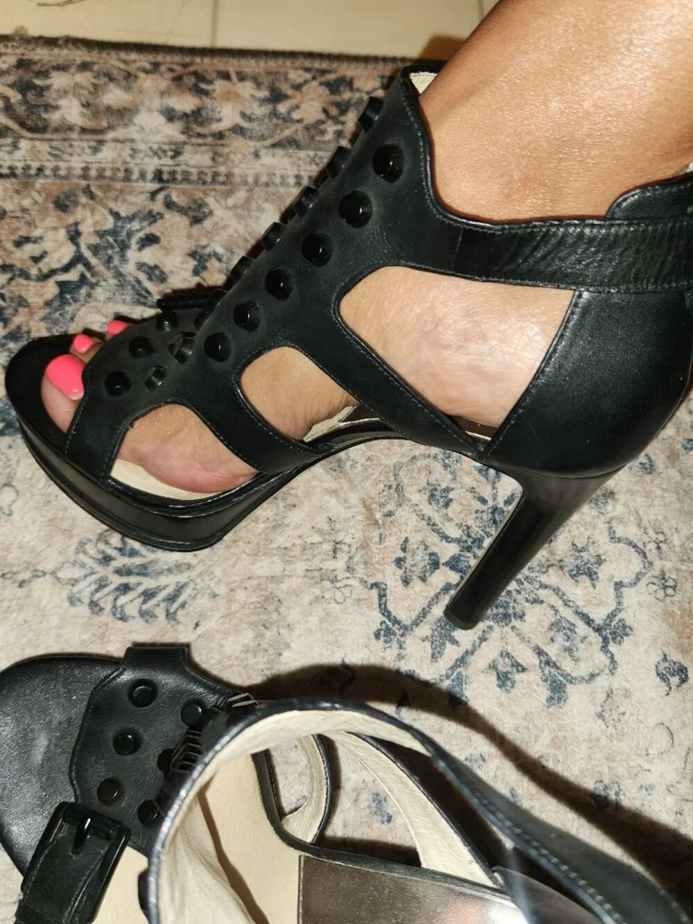 Michael Kors sexy black high heels, fits size 8